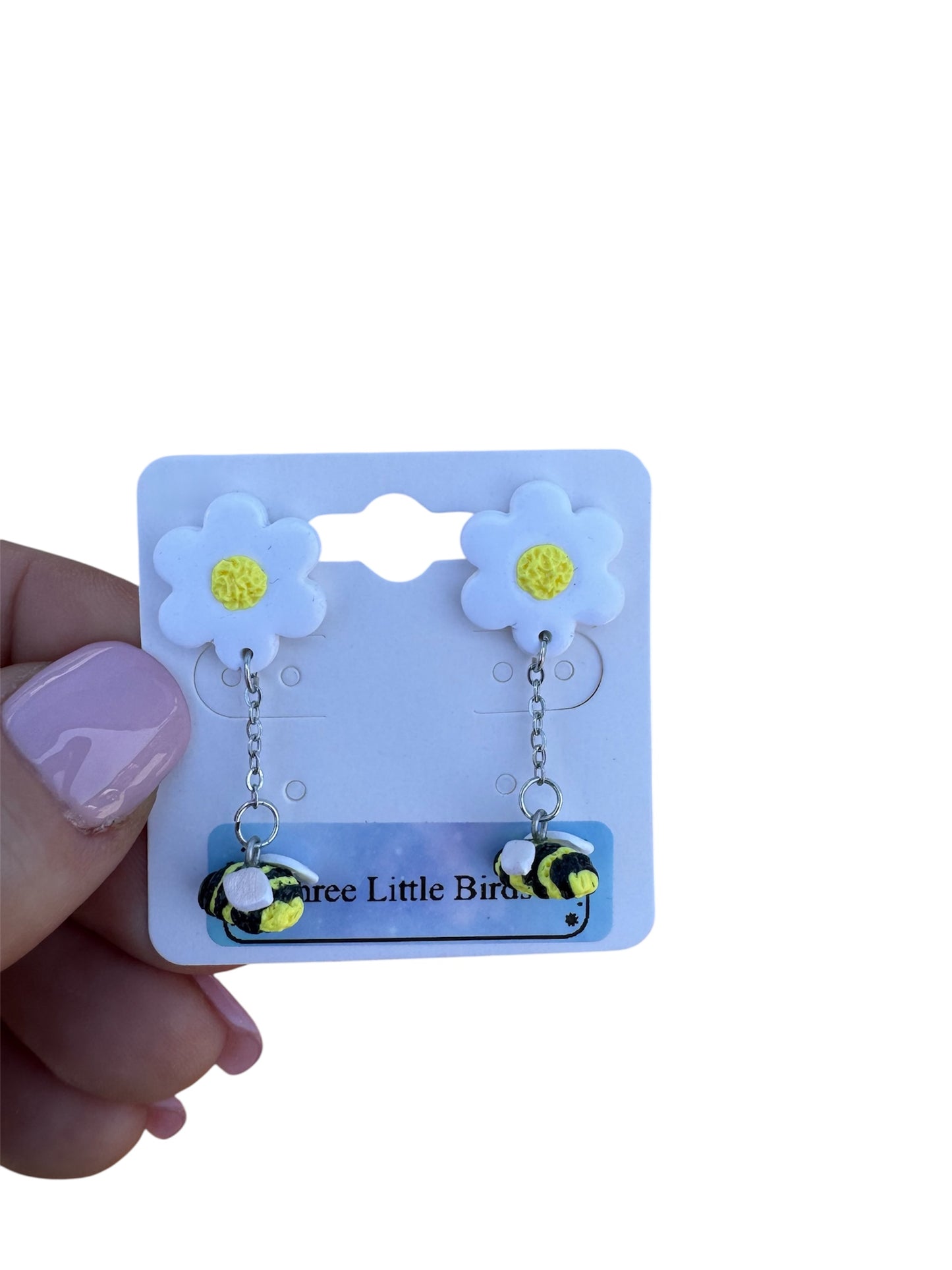 Daisy Bee Dangles