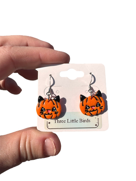 Kitty Pumpkin Dangles